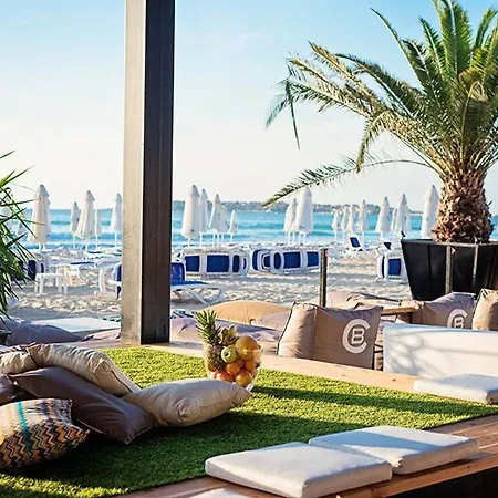 Apartello Modern - Royal Sun, * Napospart